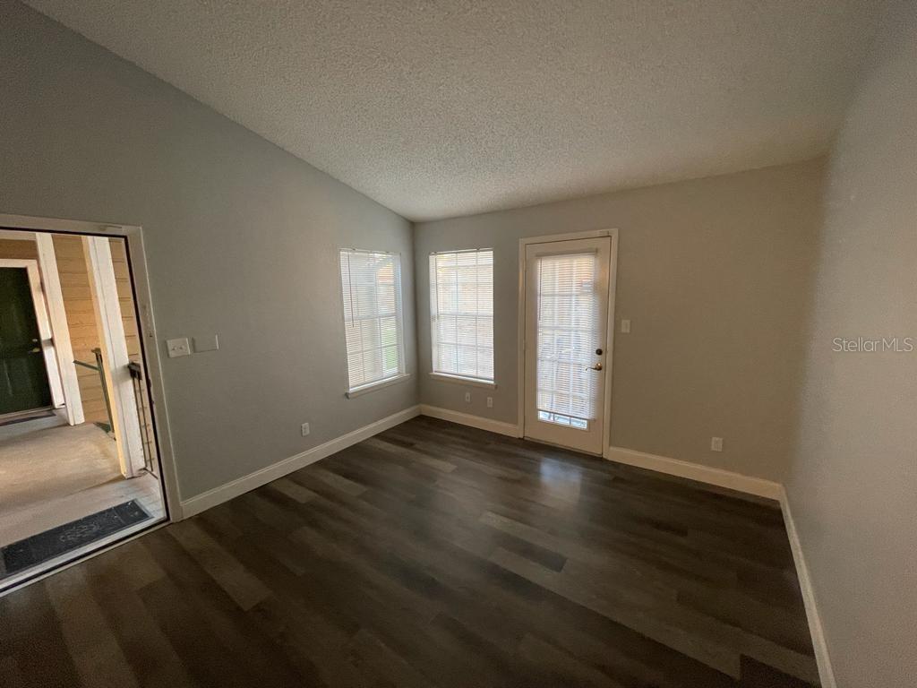 REGENCY GARDENS - Residential