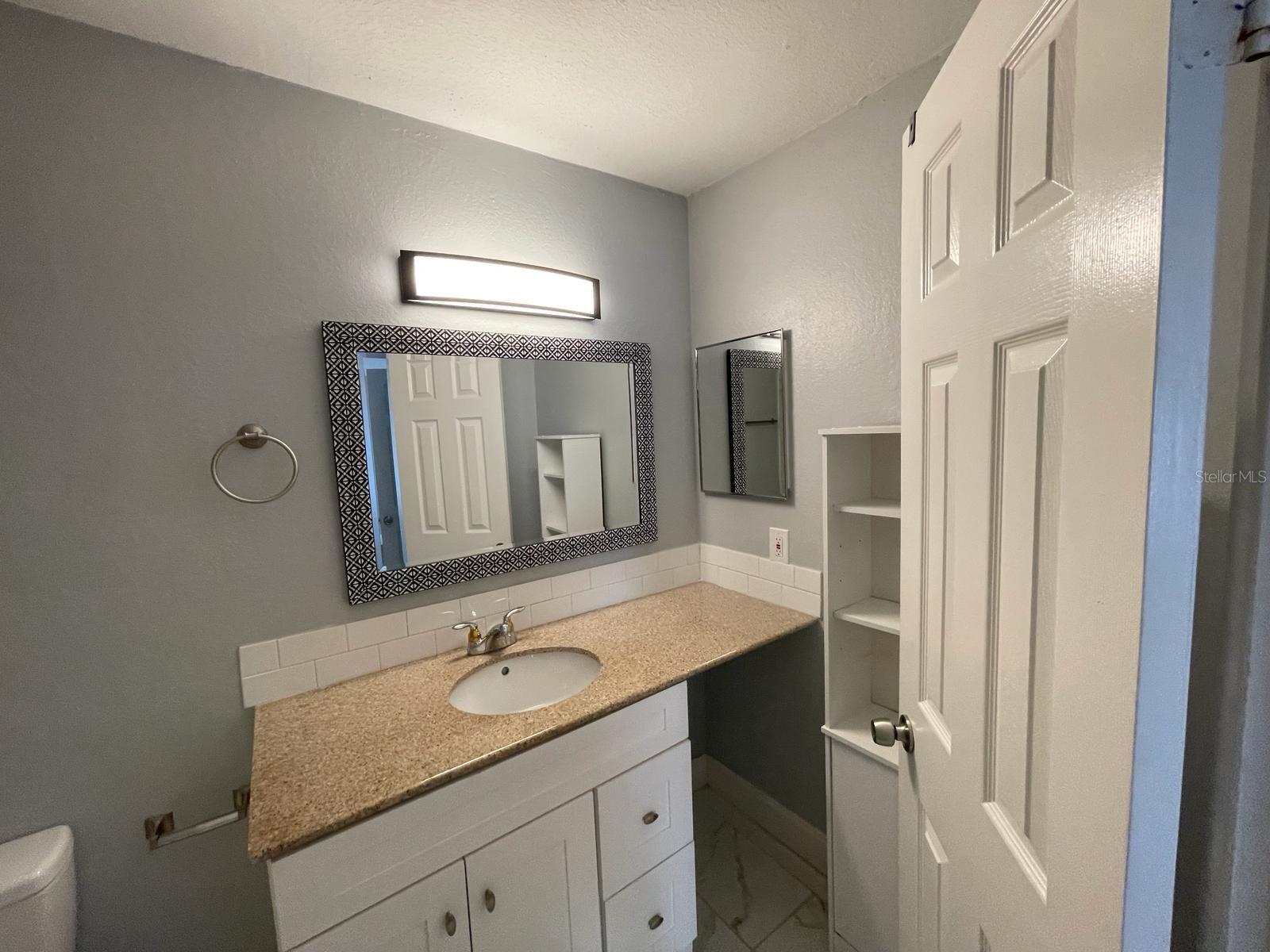 REGENCY GARDENS - Residential