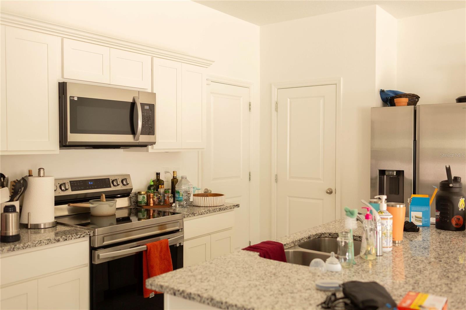 2015 HEMINGWAY CIRCLE