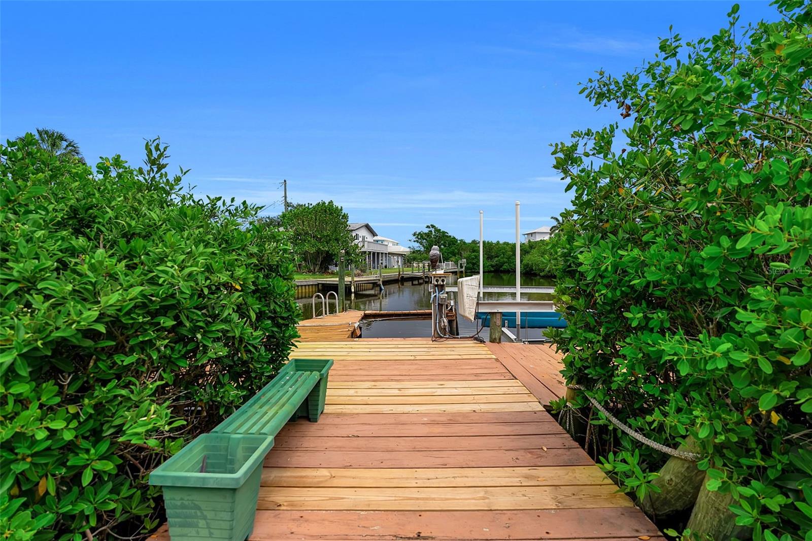 332 SHORE DRIVE, ELLENTON, FL, 34222 1 332 SHORE DRIVE
