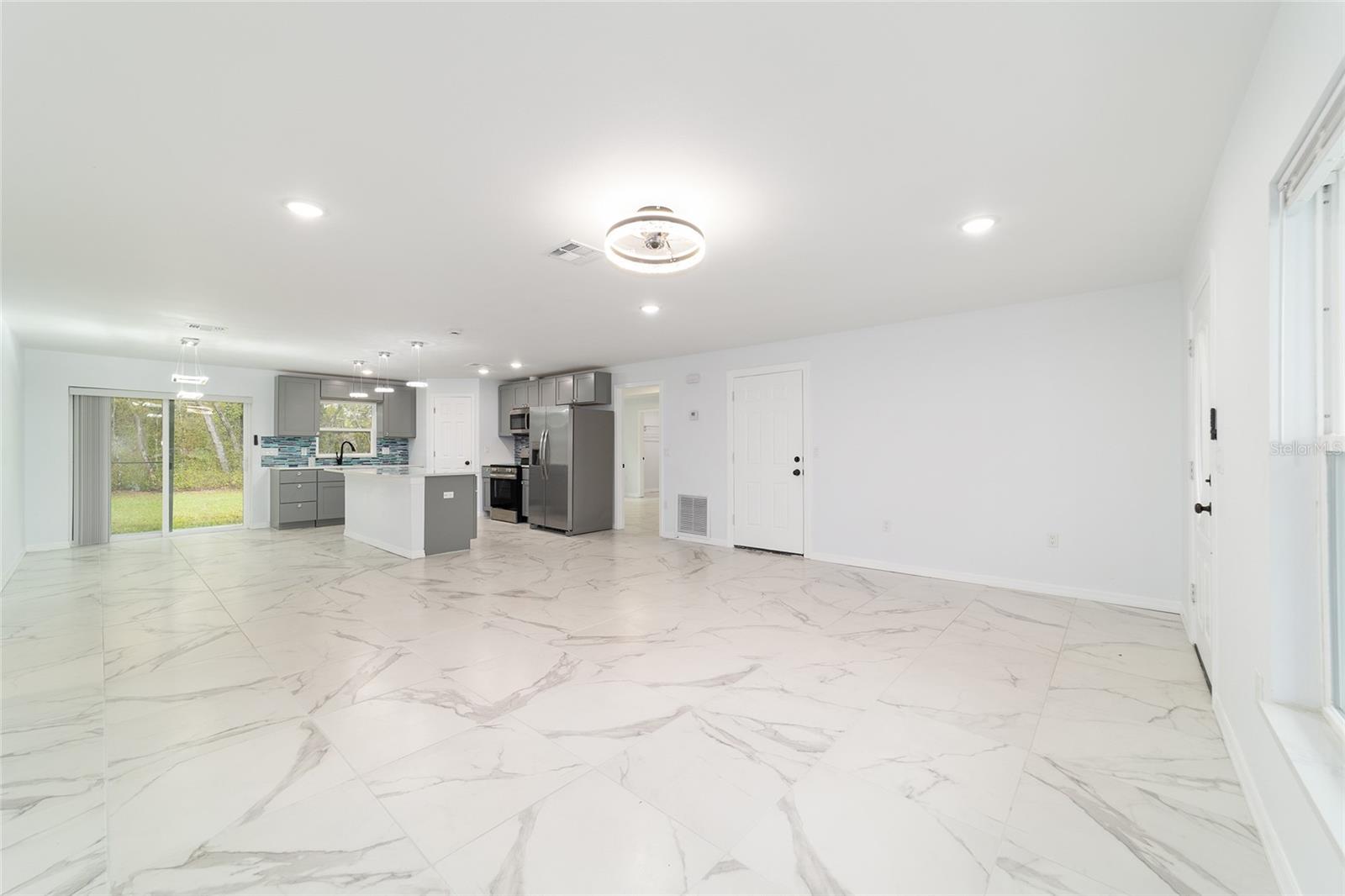 CITRUS SPGS UNIT 02 - Residential