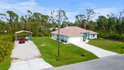 A home in PORT CHARLOTTE