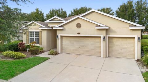 A home in DELAND