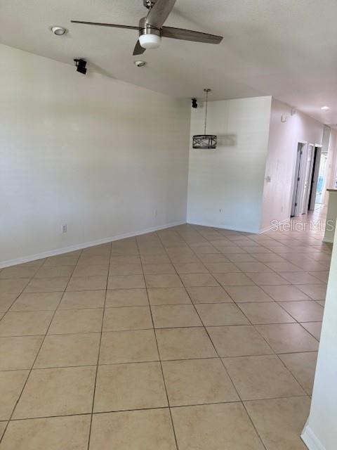 WORTHINGTON AT WEST PARK VILLA - Residential Lease