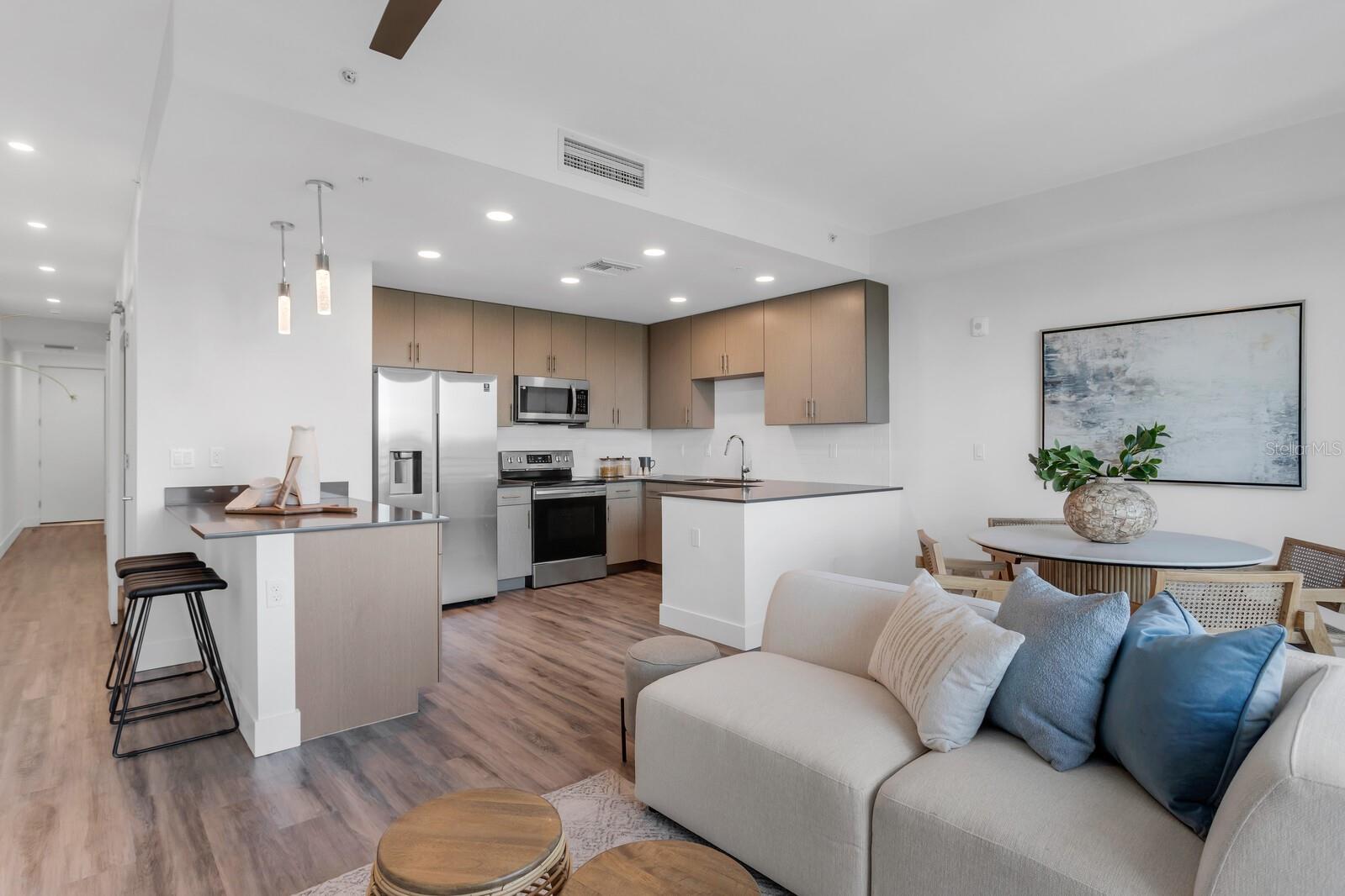 1709 N TAMIAMI TRAIL 503