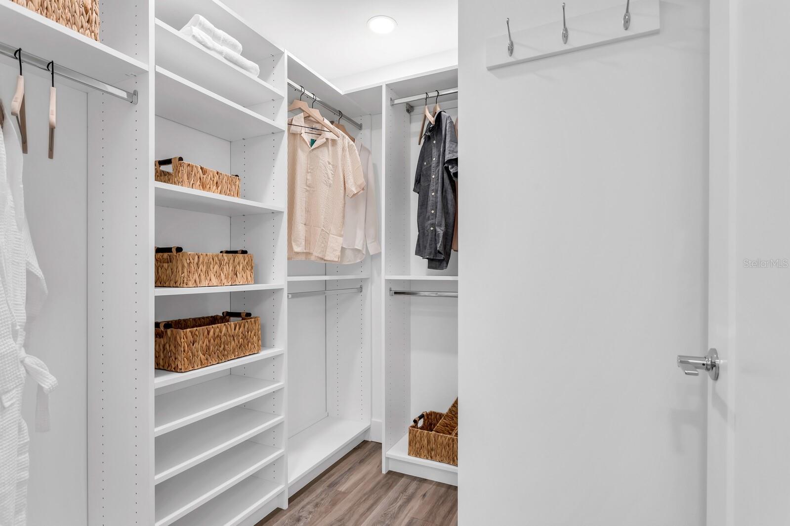 THE STRAND - Residential