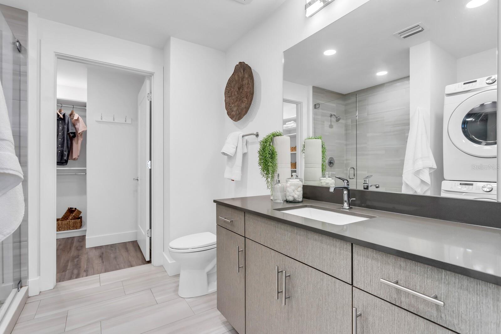 THE STRAND - Residential