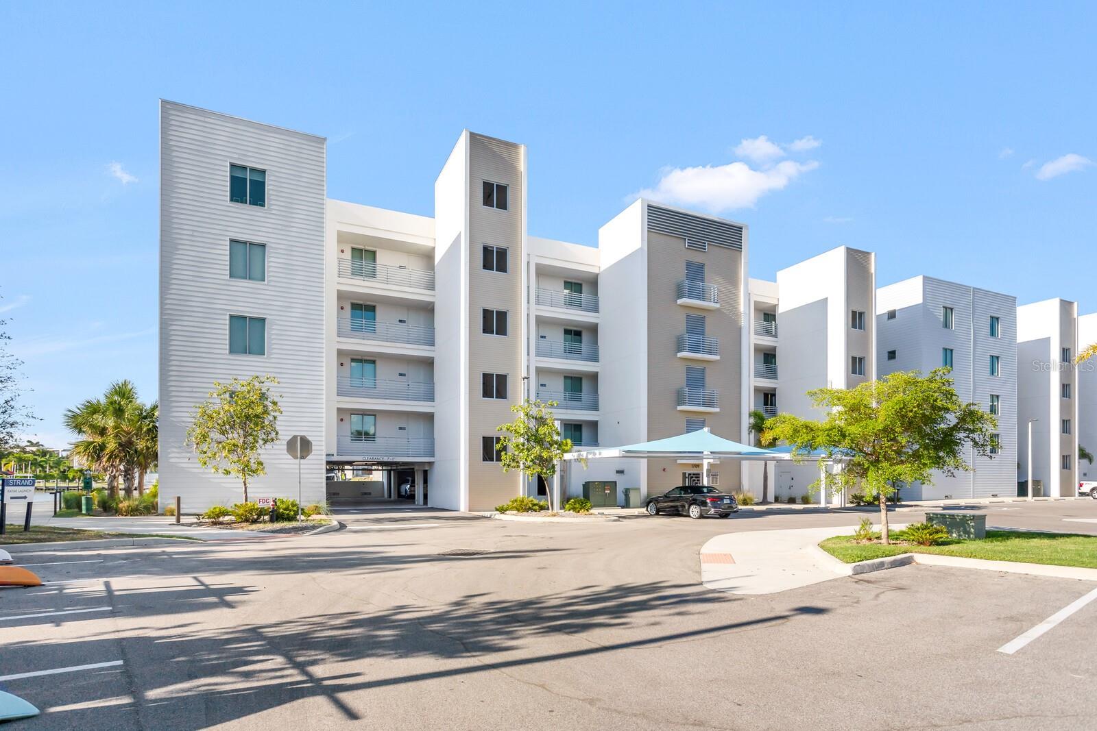 THE STRAND - Residential