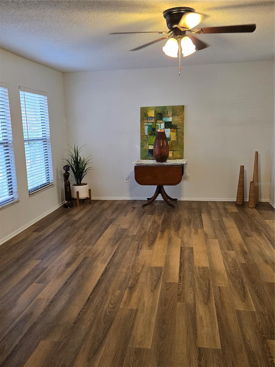 SUMMER WIND - Residential