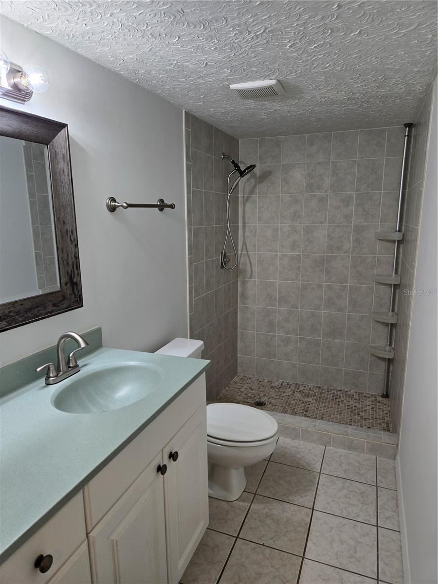 SUMMER WIND - Residential