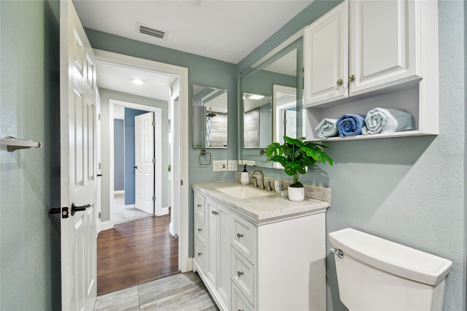 BEACON SQUARE - Residential