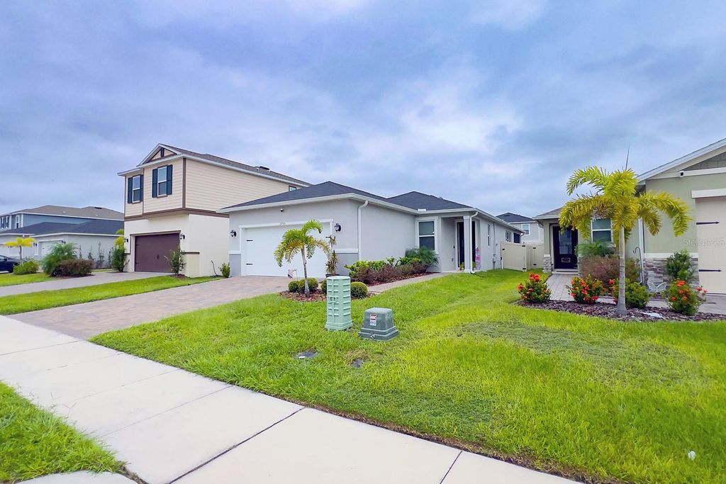 Photo of 2755 Meadow Stream Way, Clermont, FL 34714 (MLS # O6352245)
