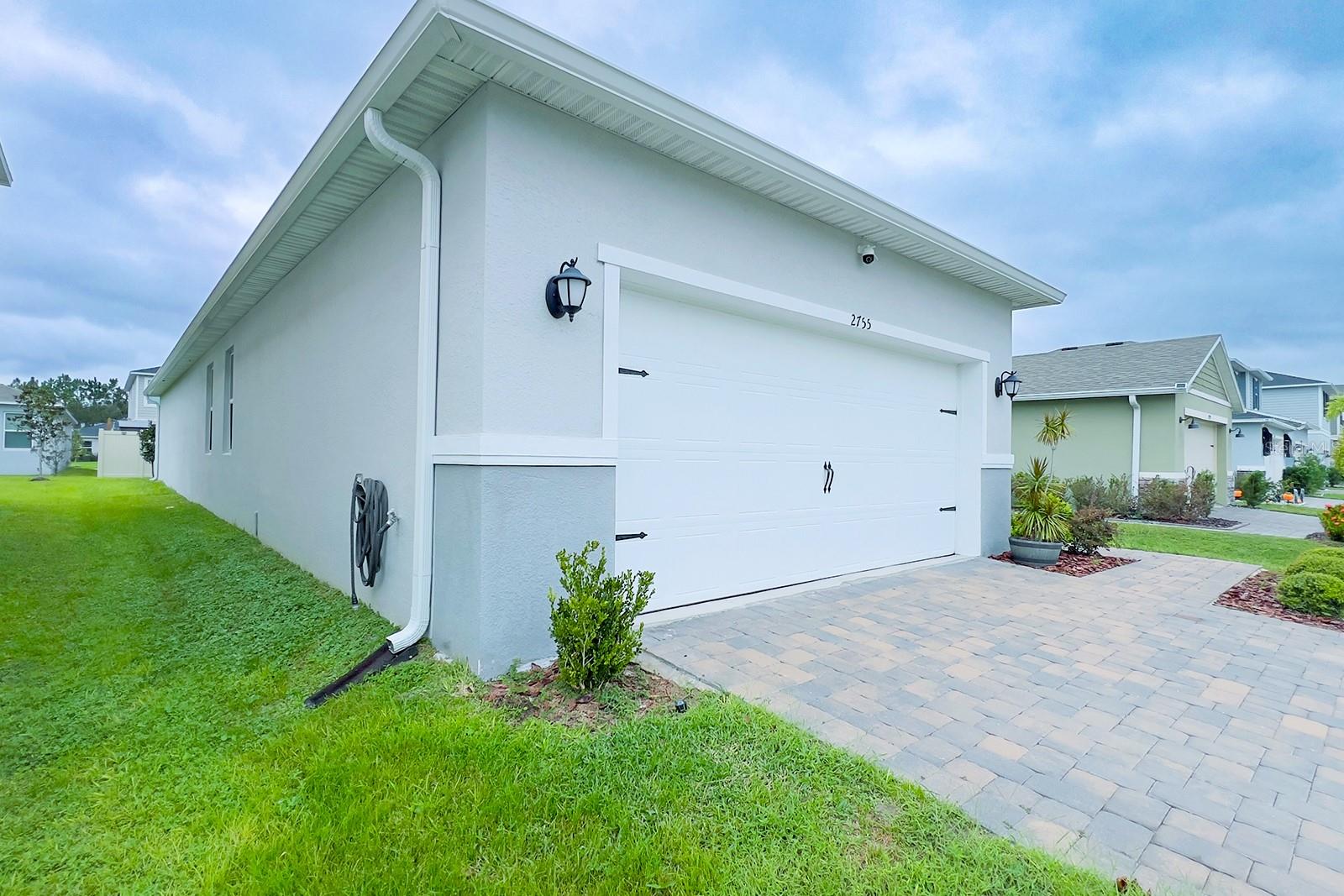 2755 MEADOW STREAM WAY