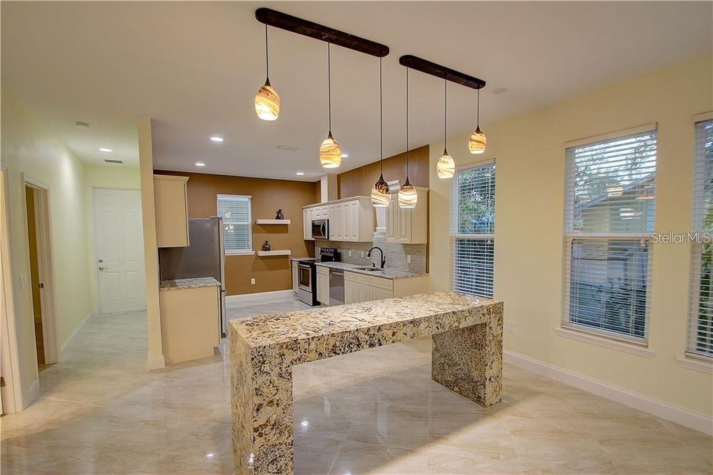 Photo of 123 Hill Avenue, Orlando, FL 32801 (MLS # R4909309)