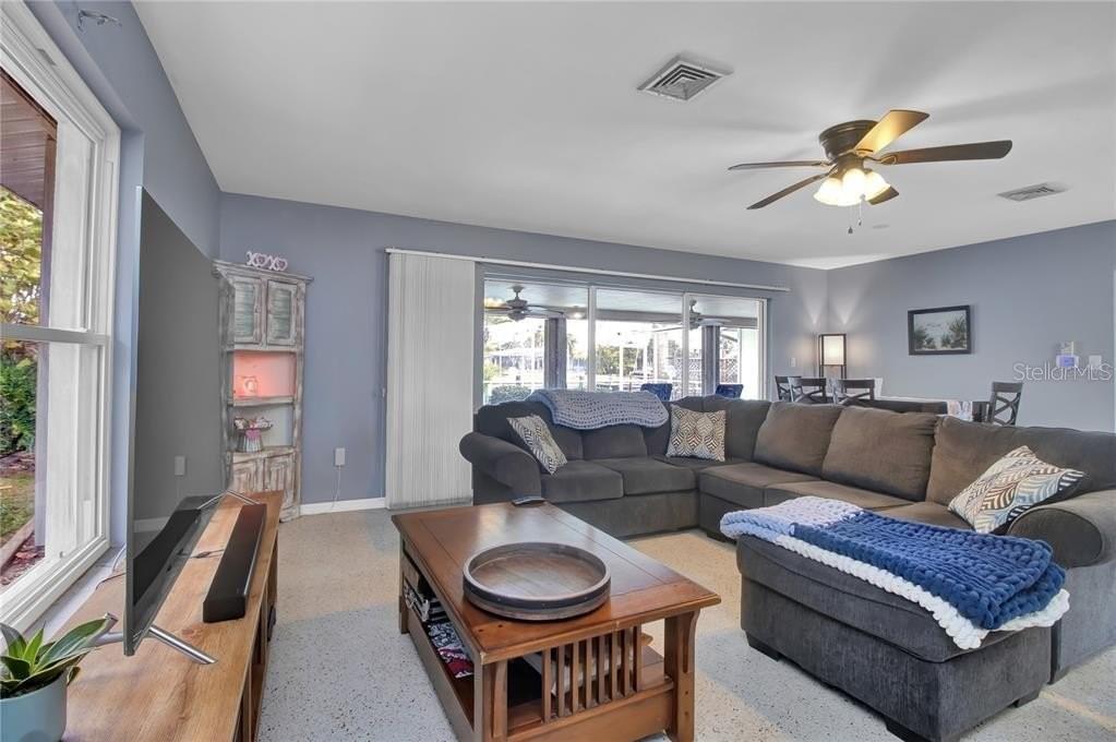 PUNTA GORDA ISLES SEC 04 - Residential Lease