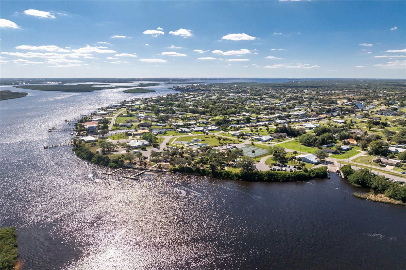 HARBOR HEIGHTS - Land