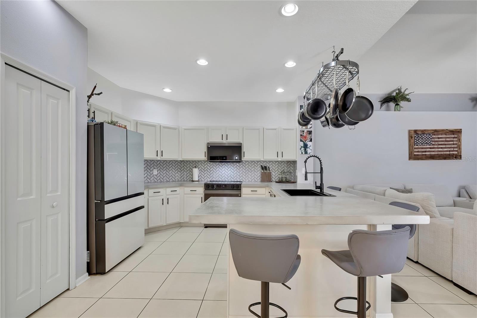 WYNDHAM LAKES PHASE 4 - Residential