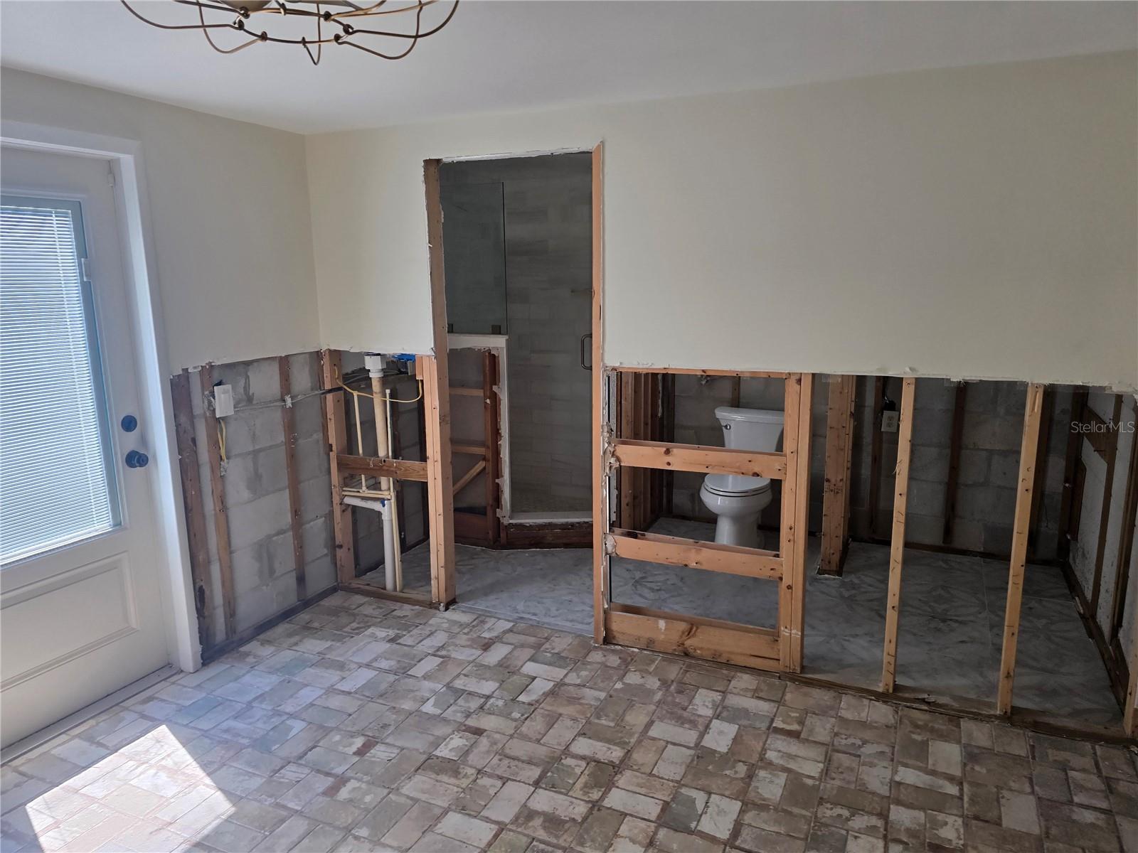 1770 SHORE ACRES BOULEVARD NE