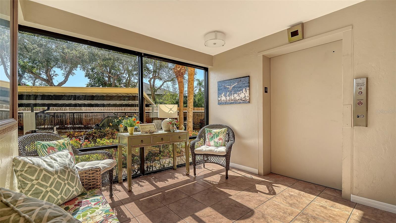 ISLAND REEF - Residential