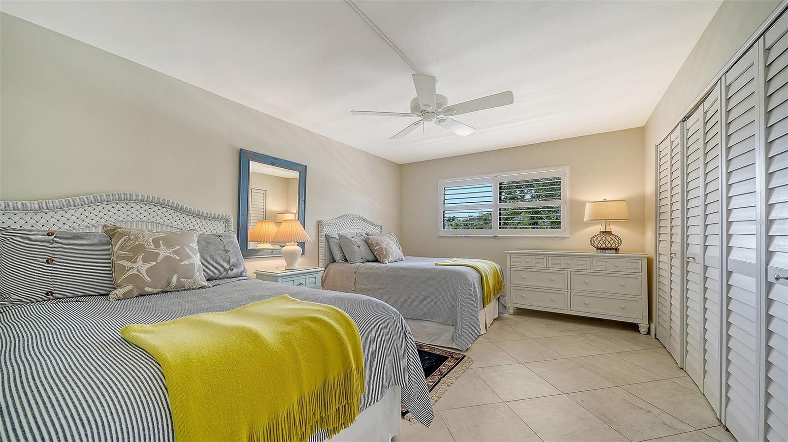 ISLAND REEF - Residential