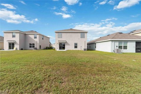 A home in PALMETTO