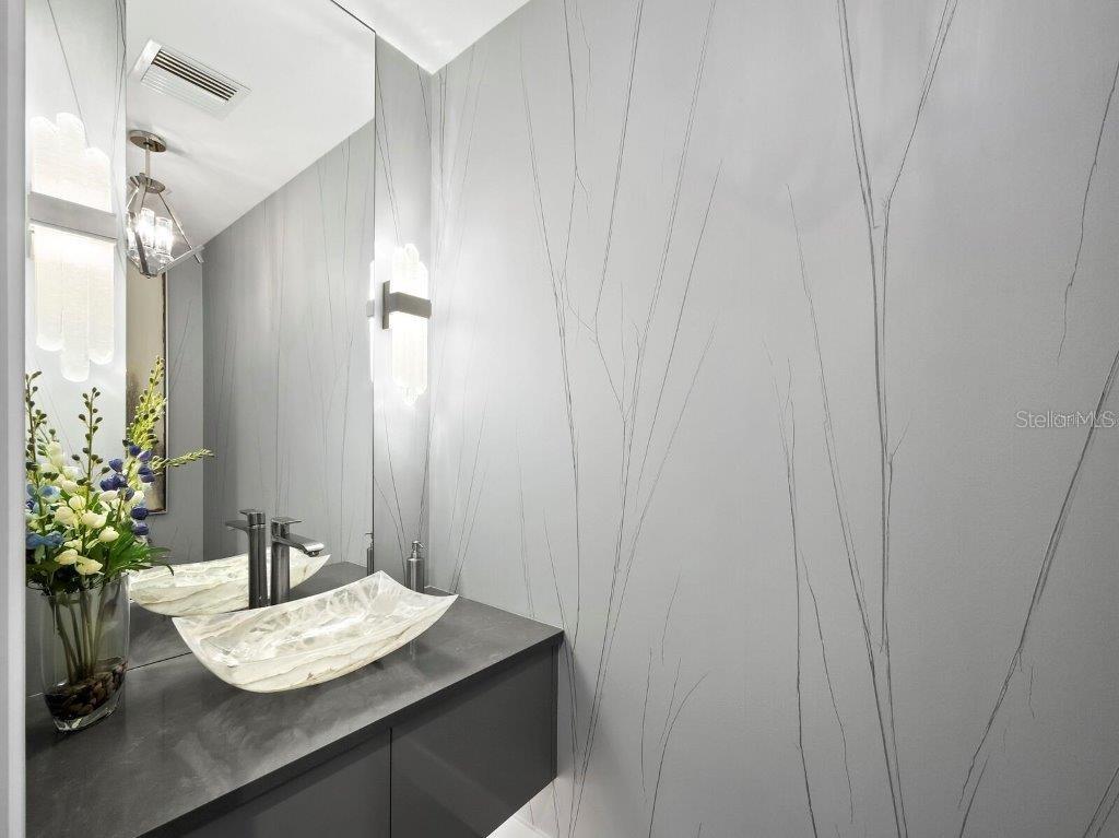 VUE SARASOTA BAY - Residential