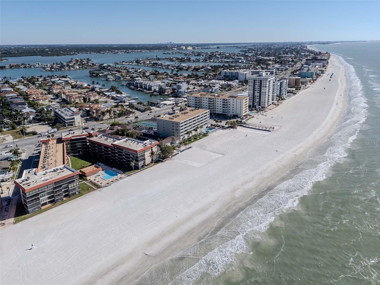 GULF MARINER THE CONDO - Residential