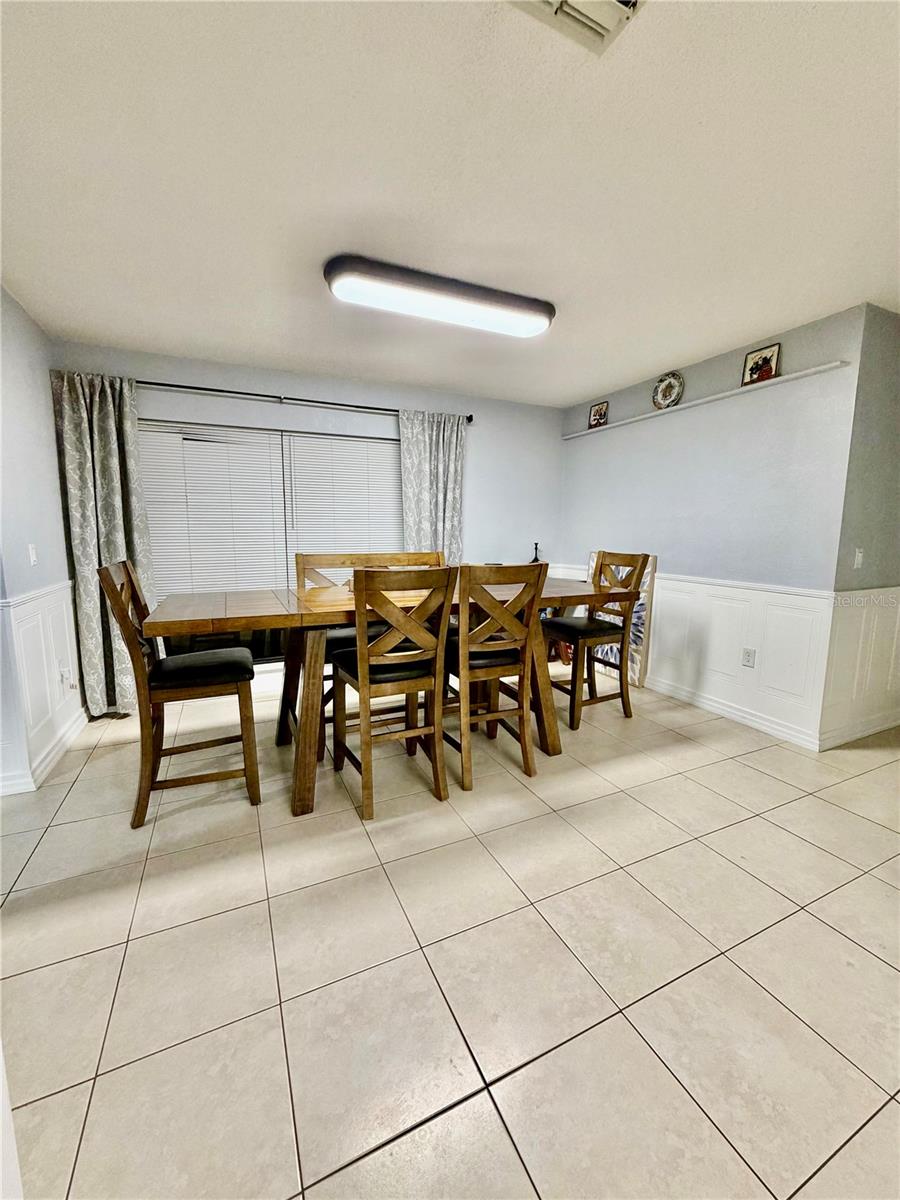 ROLLING OAKS ESTATES - Residential