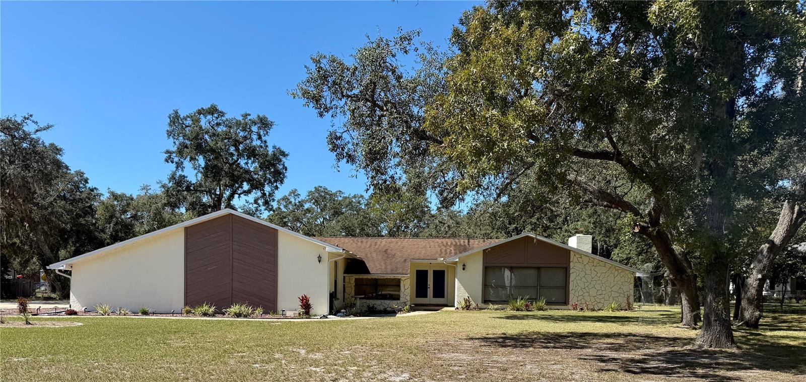 ROLLING OAKS ESTATES - Residential