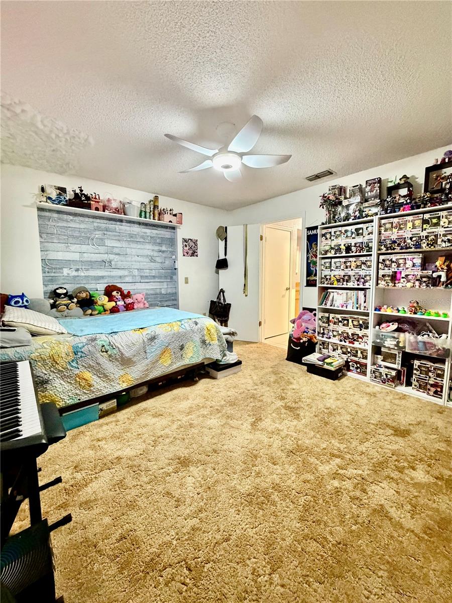 ROLLING OAKS ESTATES - Residential