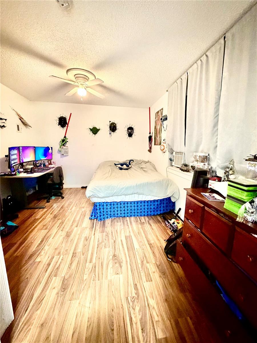 ROLLING OAKS ESTATES - Residential