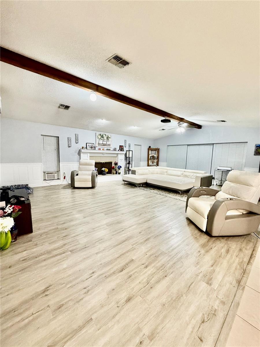 ROLLING OAKS ESTATES - Residential