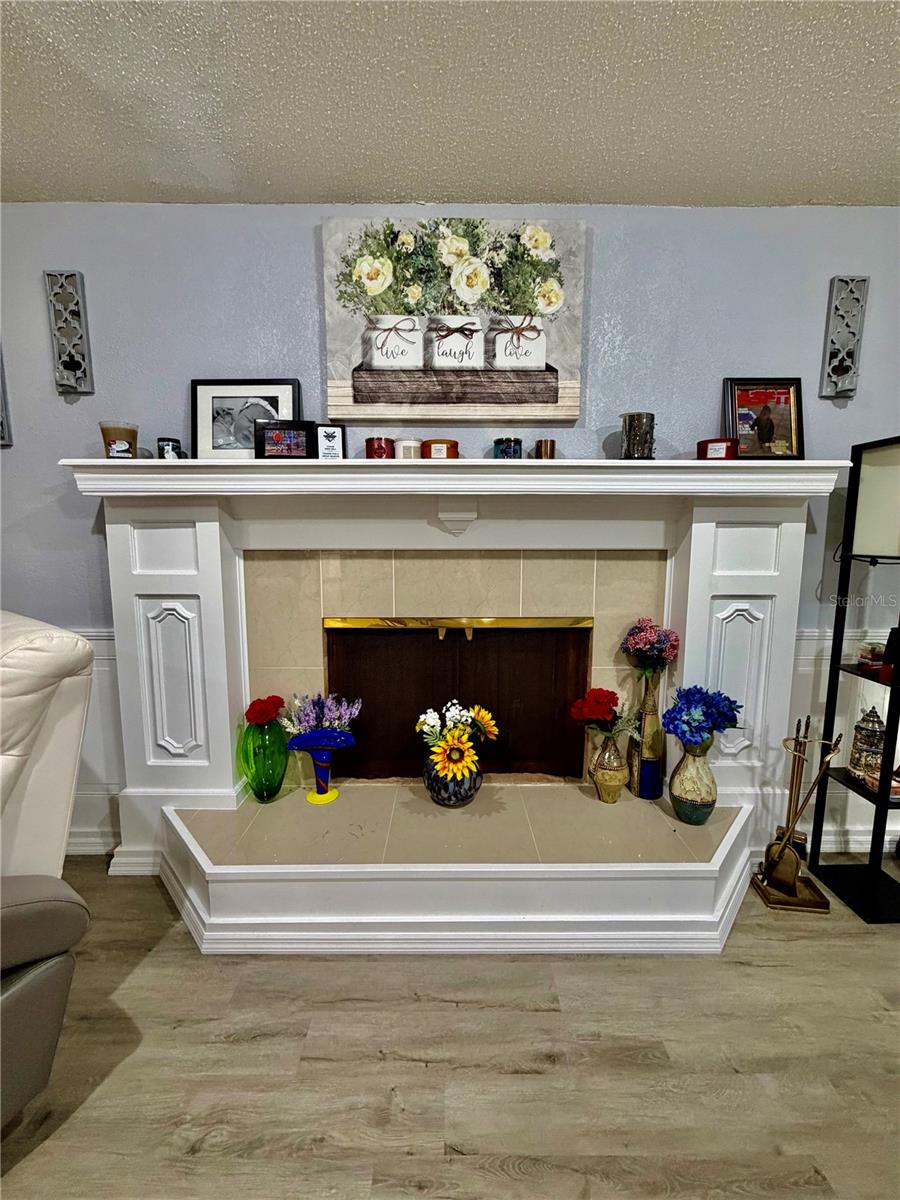 ROLLING OAKS ESTATES - Residential