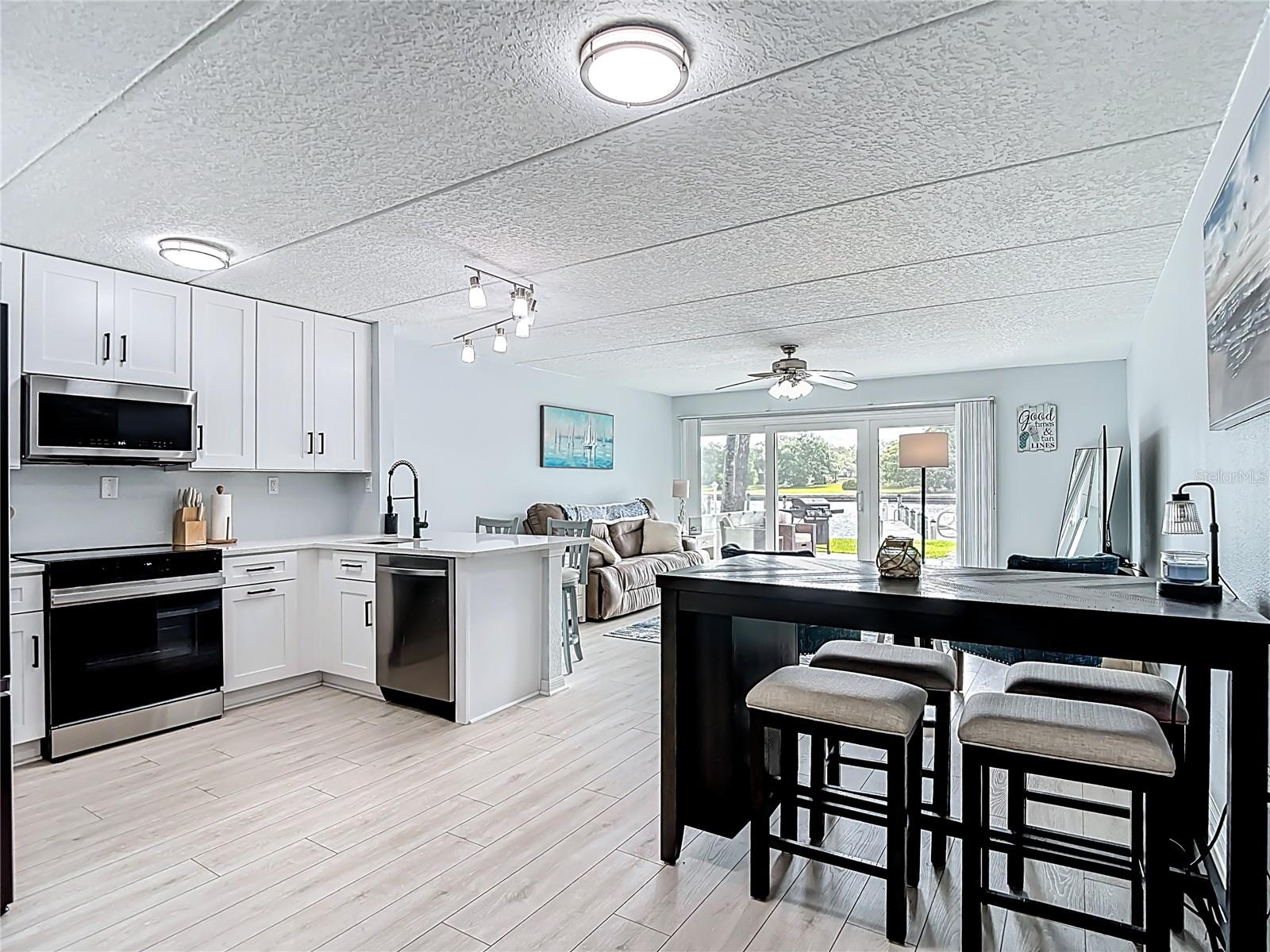 THE MARINA CLUB OF TAMPA A CON - Residential