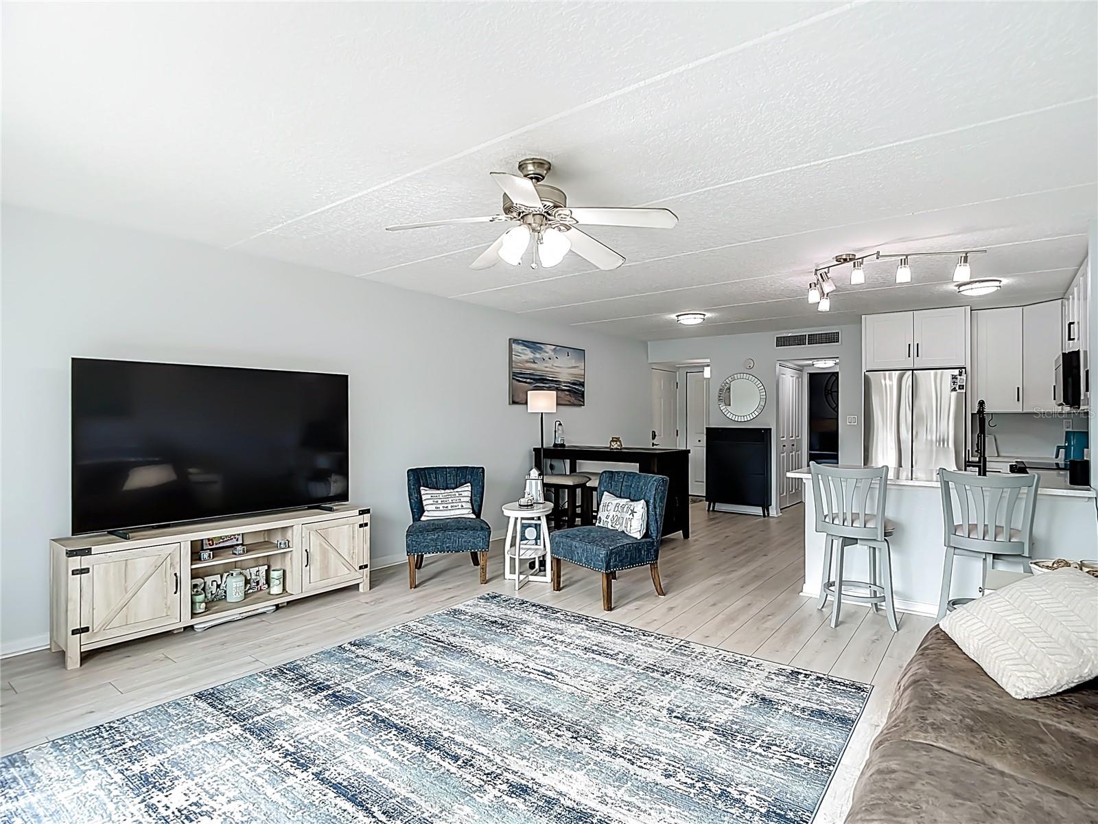 THE MARINA CLUB OF TAMPA A CON - Residential