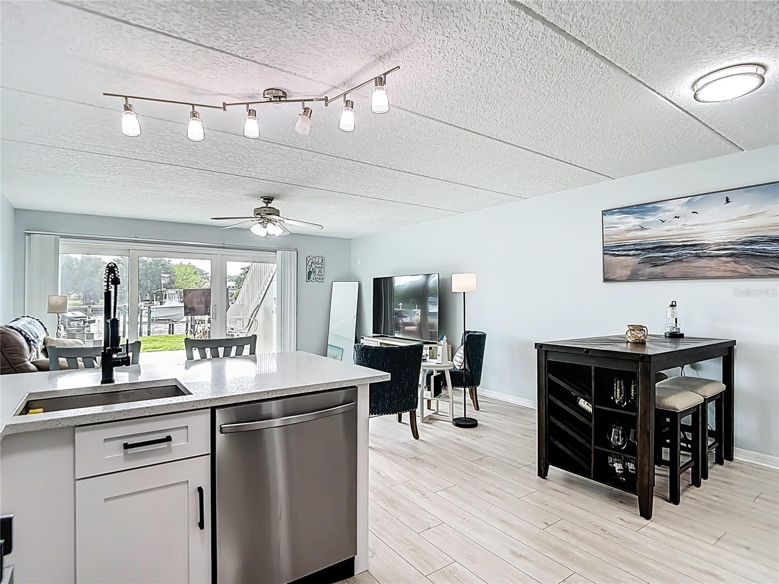 THE MARINA CLUB OF TAMPA A CON - Residential