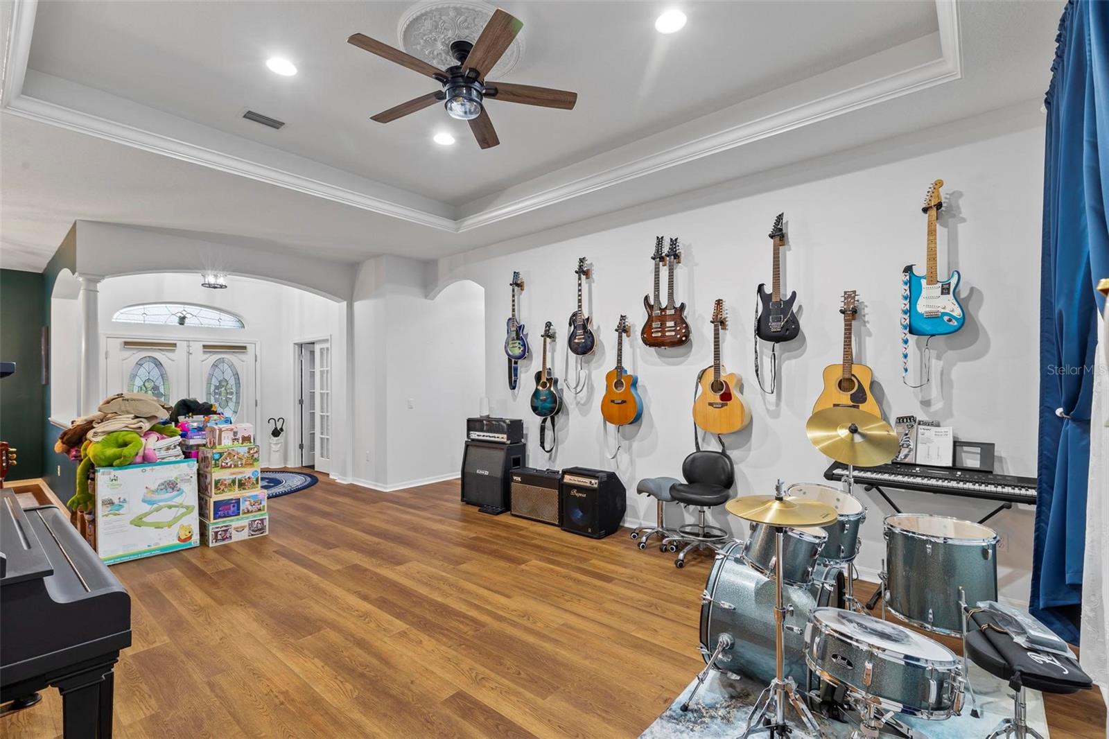 4 WESTMORELAND DRIVE