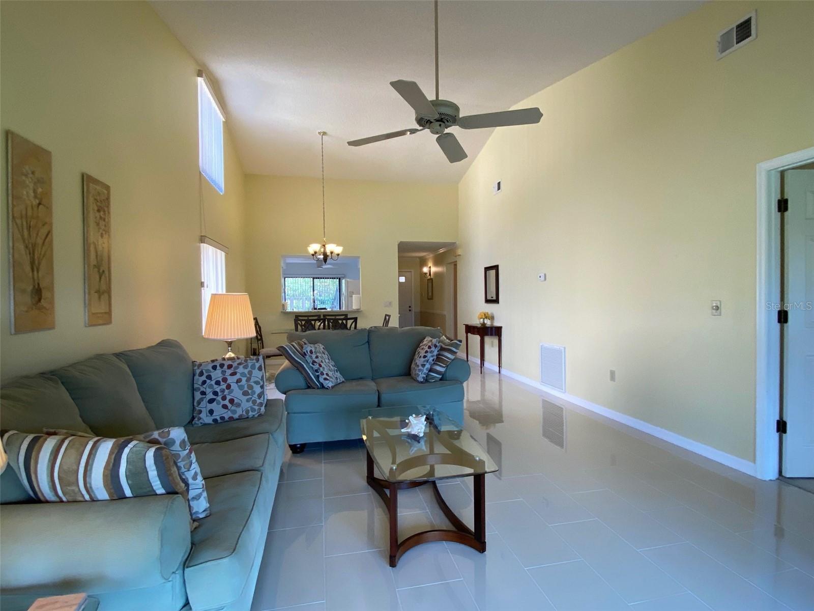 WOODLAND GREEN A CONDO OR1292/637 - Residential Lease