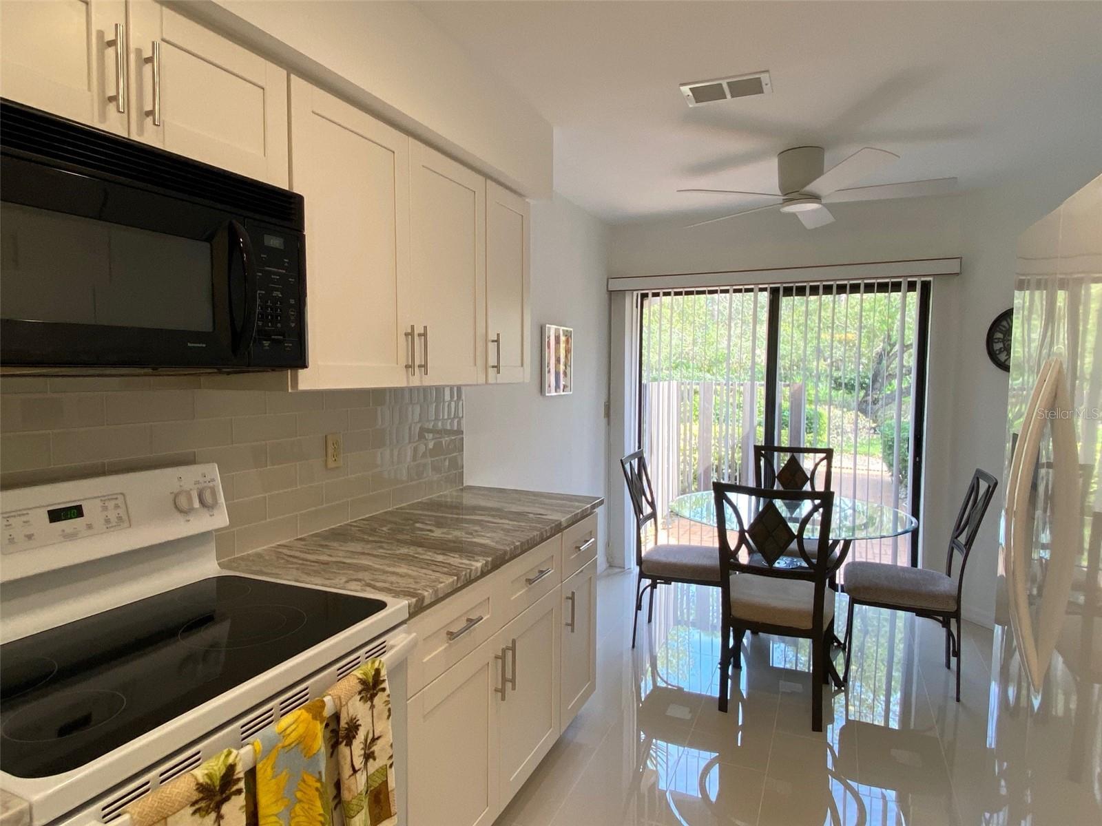 WOODLAND GREEN A CONDO OR1292/637 - Residential Lease