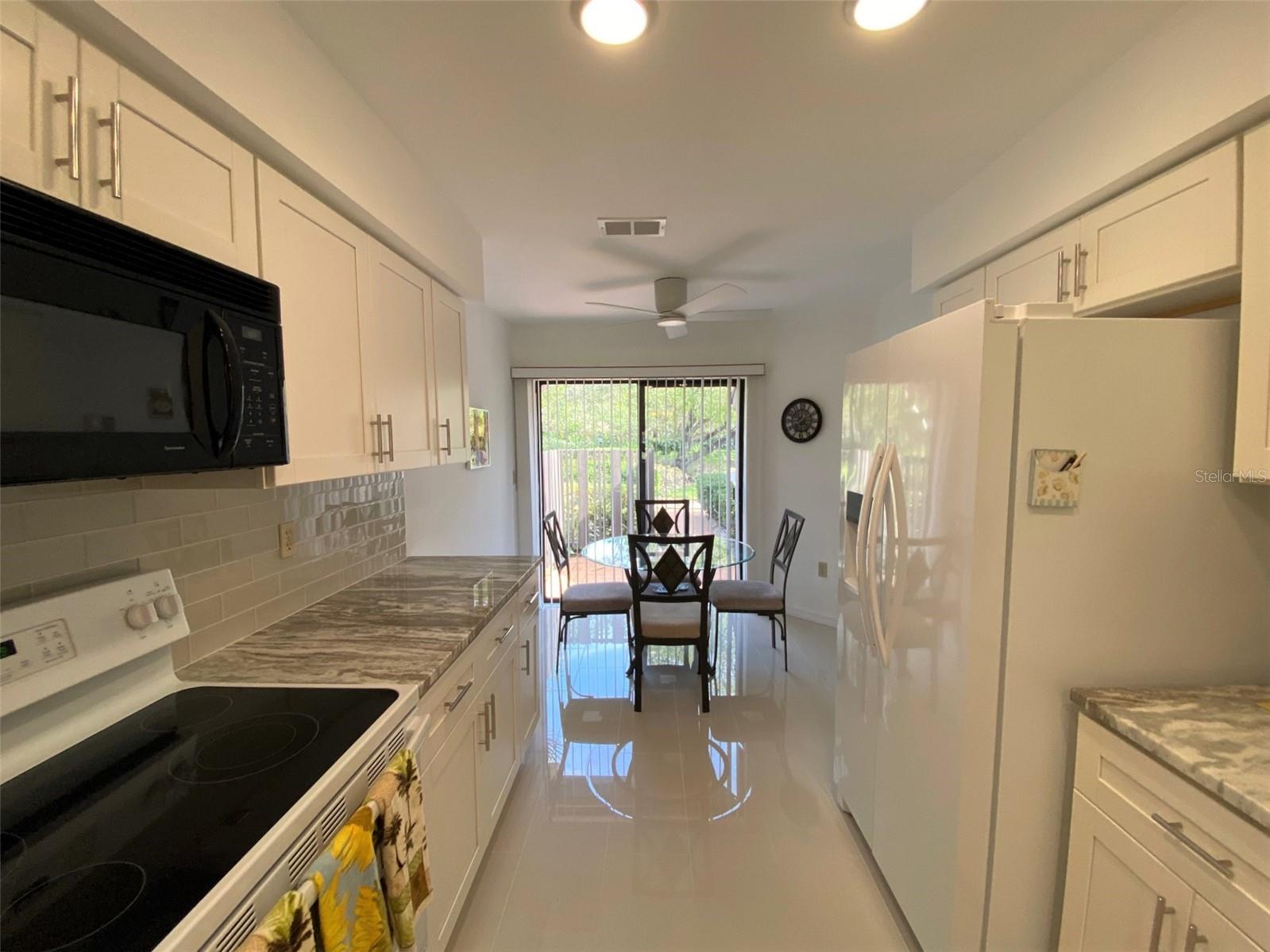 WOODLAND GREEN A CONDO OR1292/637 - Residential Lease