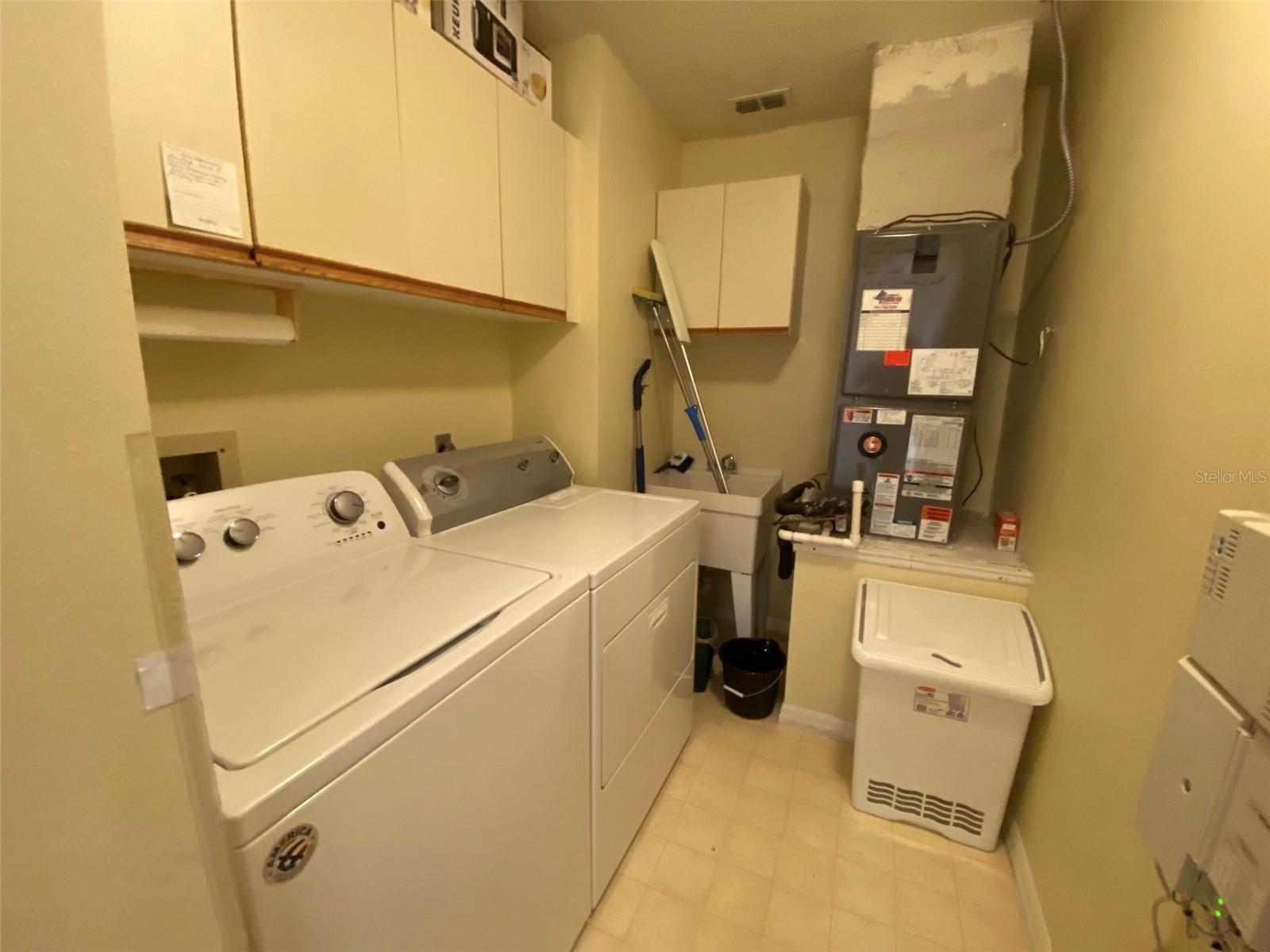 WOODLAND GREEN A CONDO OR1292/637 - Residential Lease