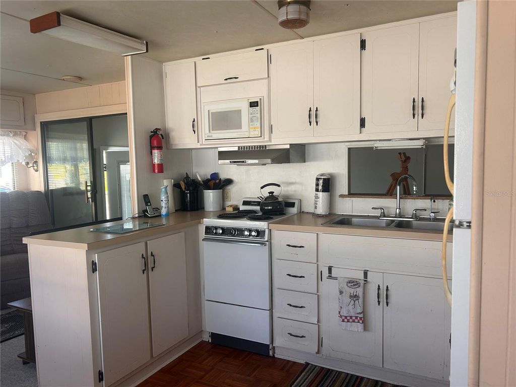 Photo of 7045 Fairview Village Circle, Winter Haven, FL 33881 (MLS # P4937108)