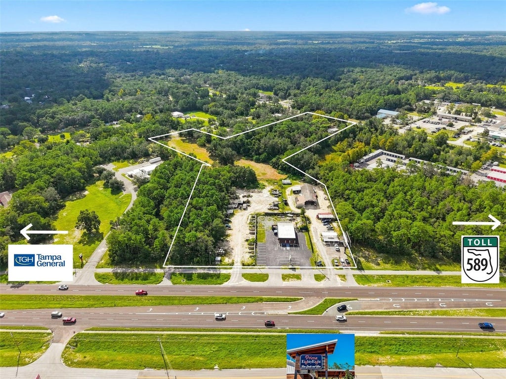Photo of 15440 Cortez Boulevard, Brooksville, FL 34613 (MLS # W7889254)