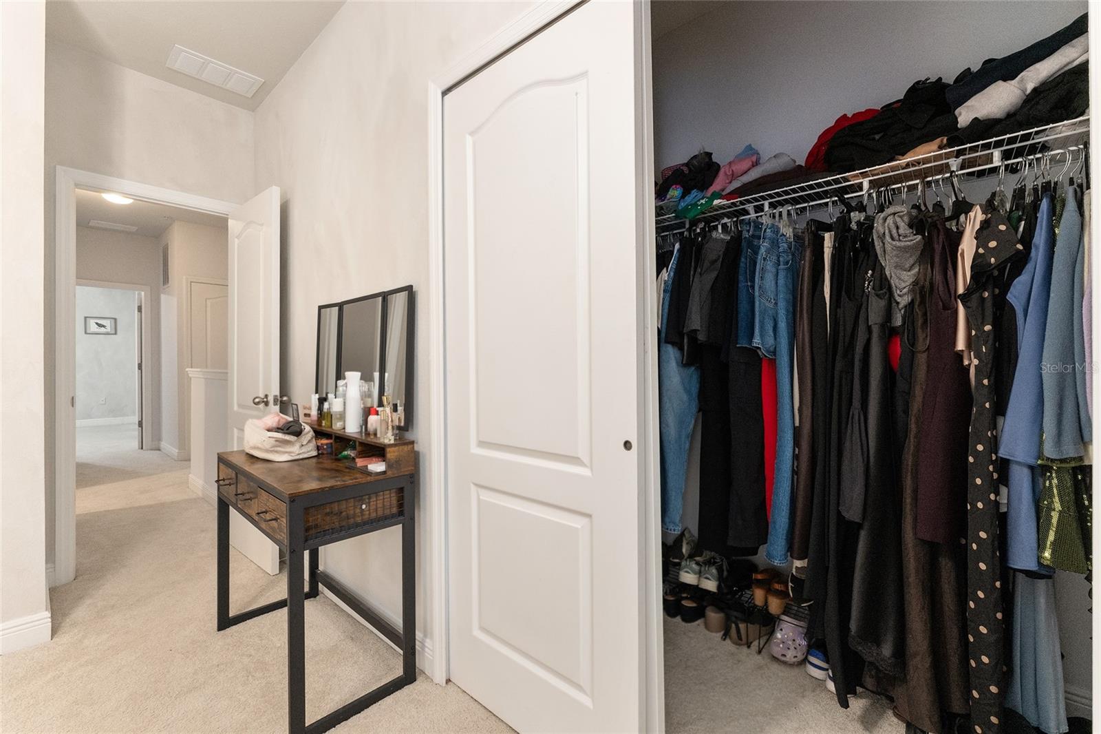 CHASE HOLLOW LLC PH 3 - Residential