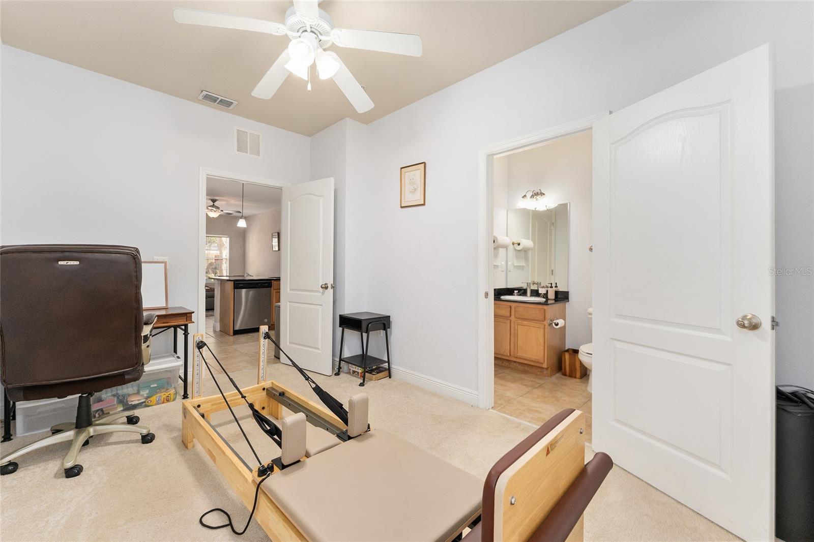 CHASE HOLLOW LLC PH 3 - Residential