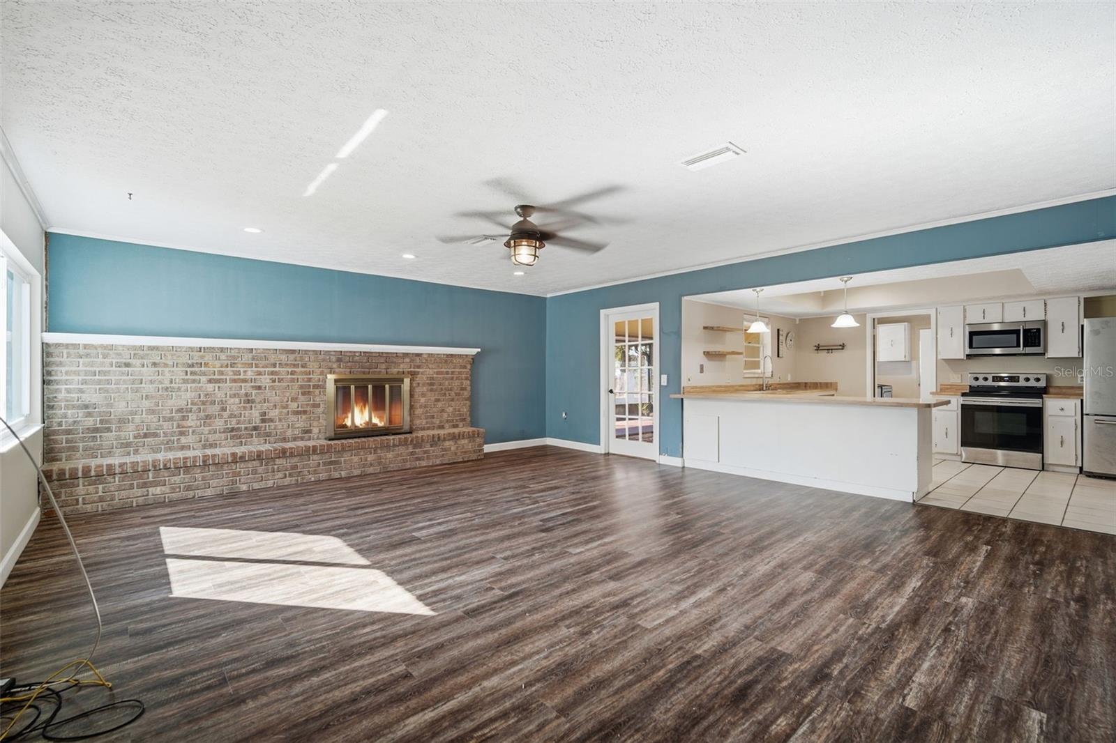 SPRINGDELL ESTATES - Residential