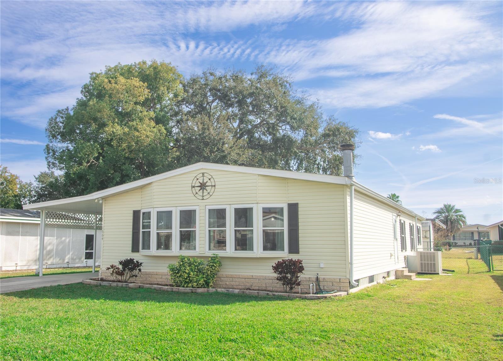 TAVARES LAKE FRANCES ESTATES - Residential