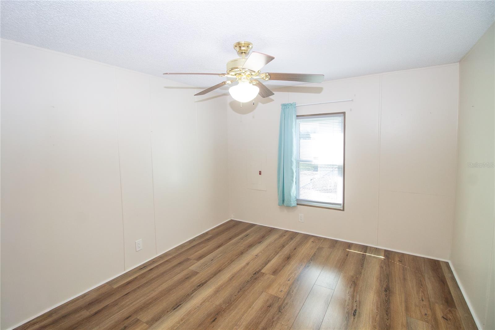 TAVARES LAKE FRANCES ESTATES - Residential