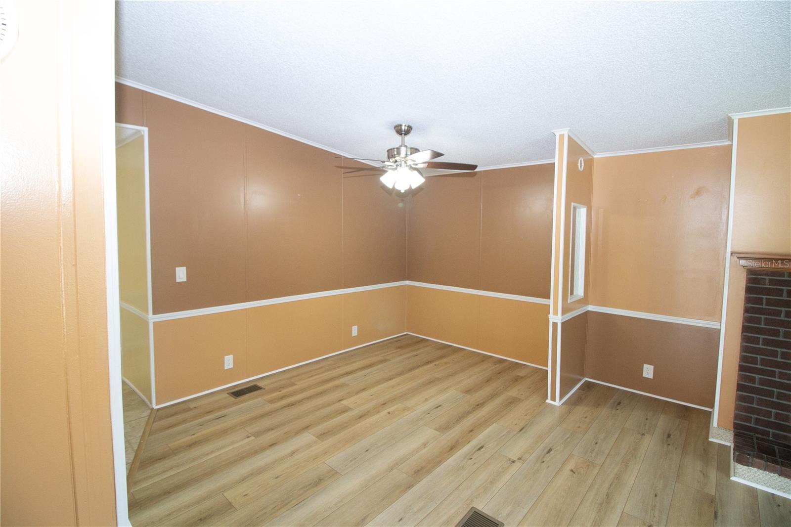 TAVARES LAKE FRANCES ESTATES - Residential