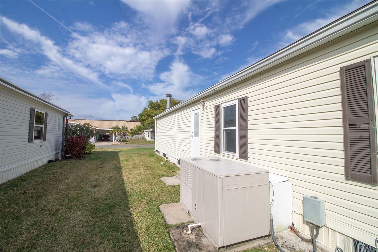 TAVARES LAKE FRANCES ESTATES - Residential